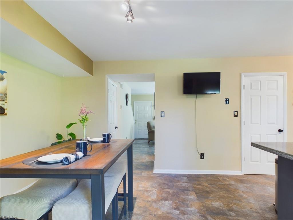 3401 London Company WAY