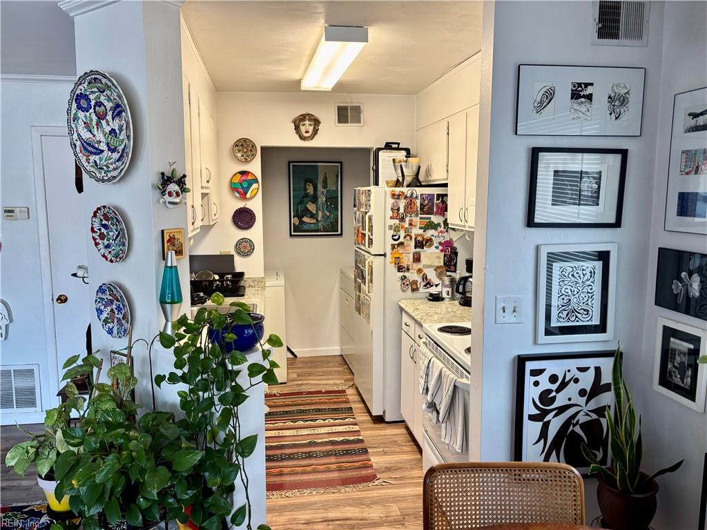 1005 Autumn Woods LN