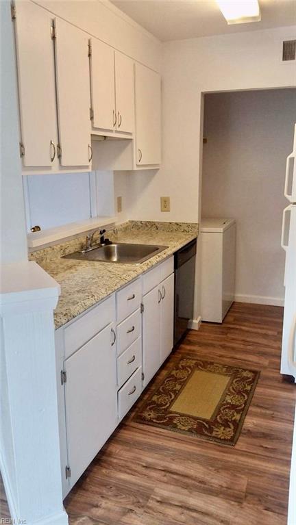 1005 Autumn Woods LN