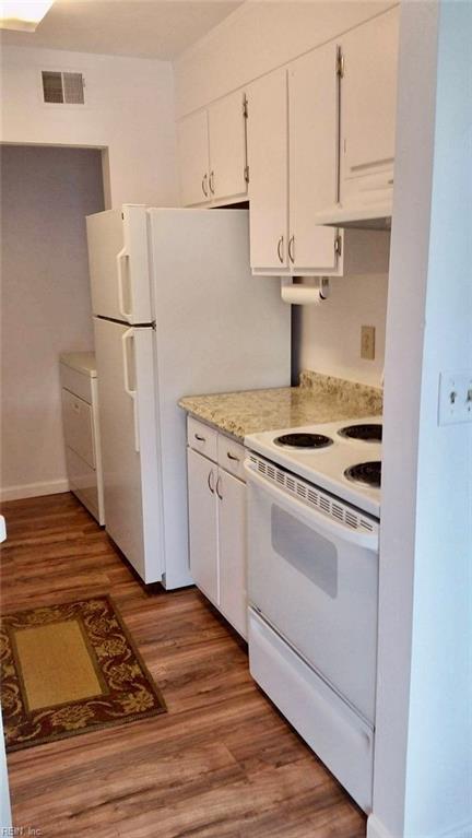 1005 Autumn Woods LN