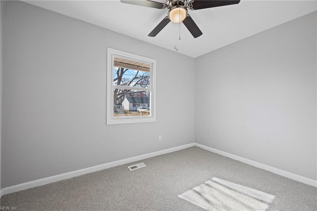412 Winchester DR