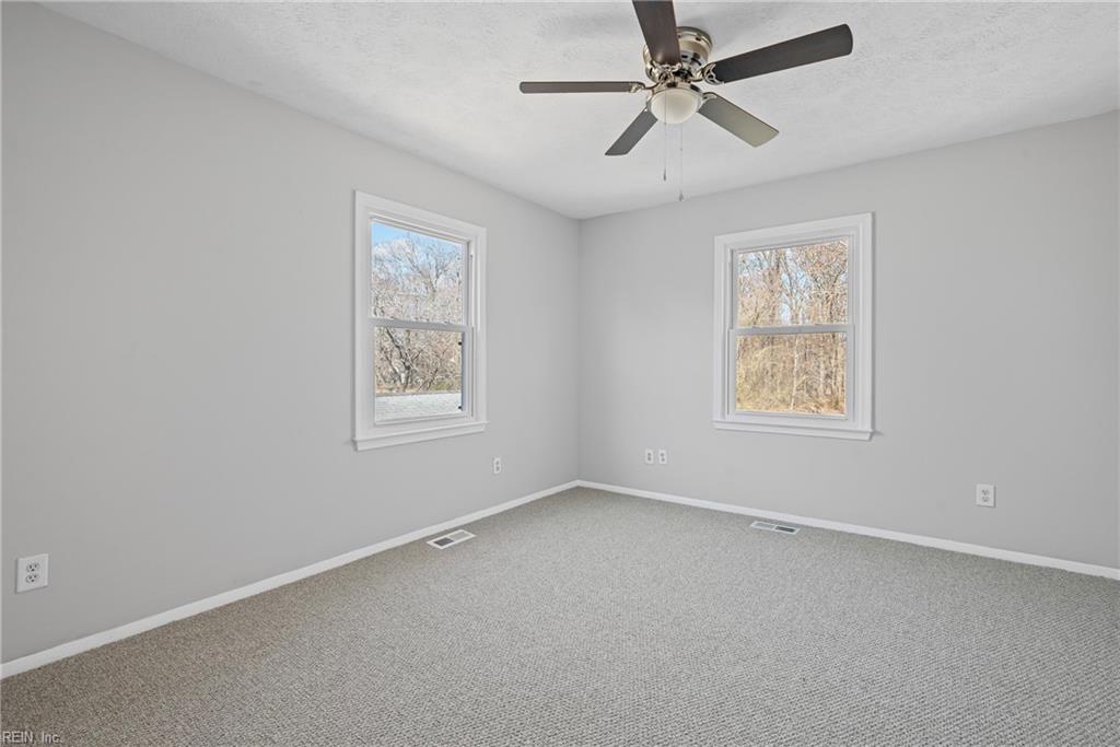 412 Winchester DR