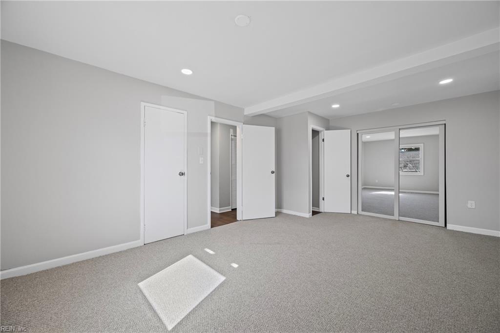 412 Winchester DR