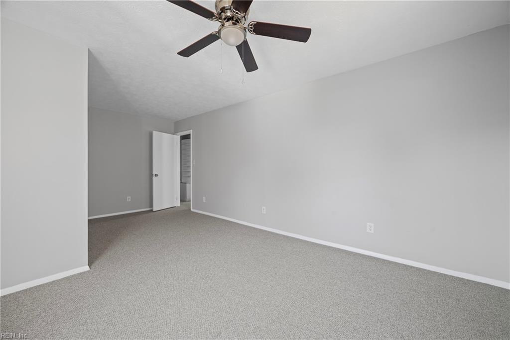 412 Winchester DR