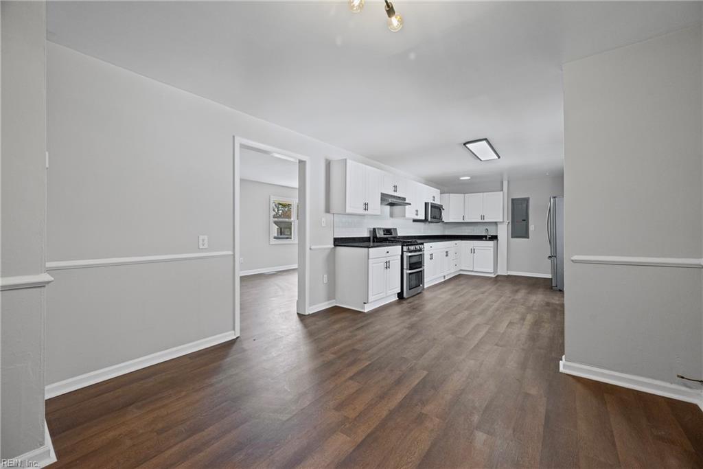 412 Winchester DR