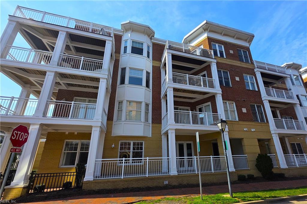 239 Duke Street ST 101