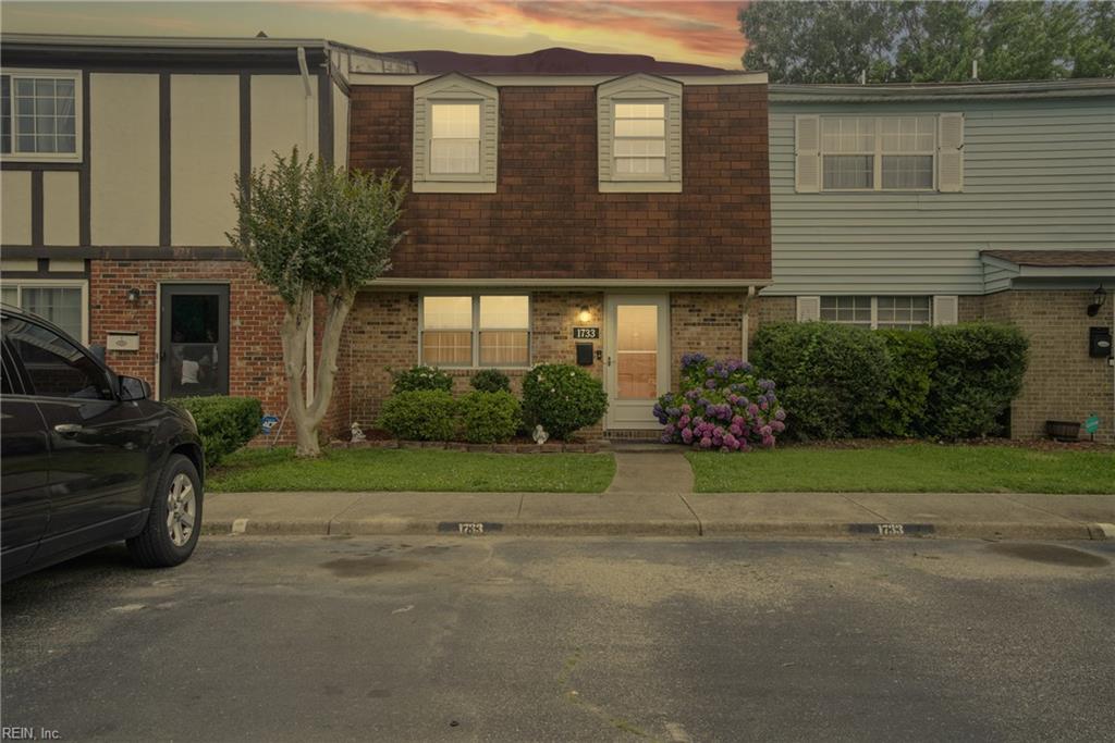 1733 Olde Buckingham RD