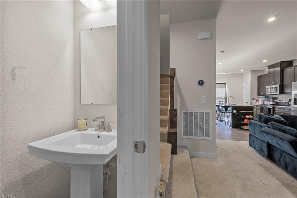 2688 Azalea Garden RD B