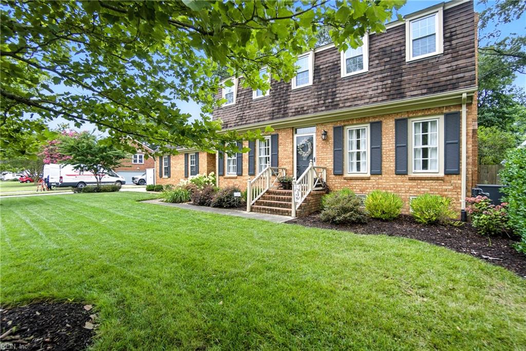 3304 Michelle CT