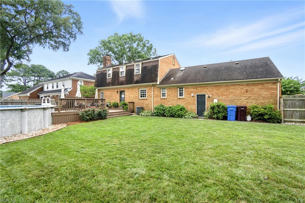 3304 Michelle CT