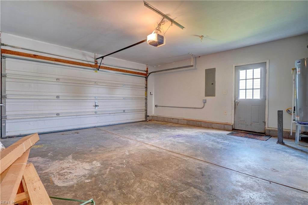 129 Rochdale LN