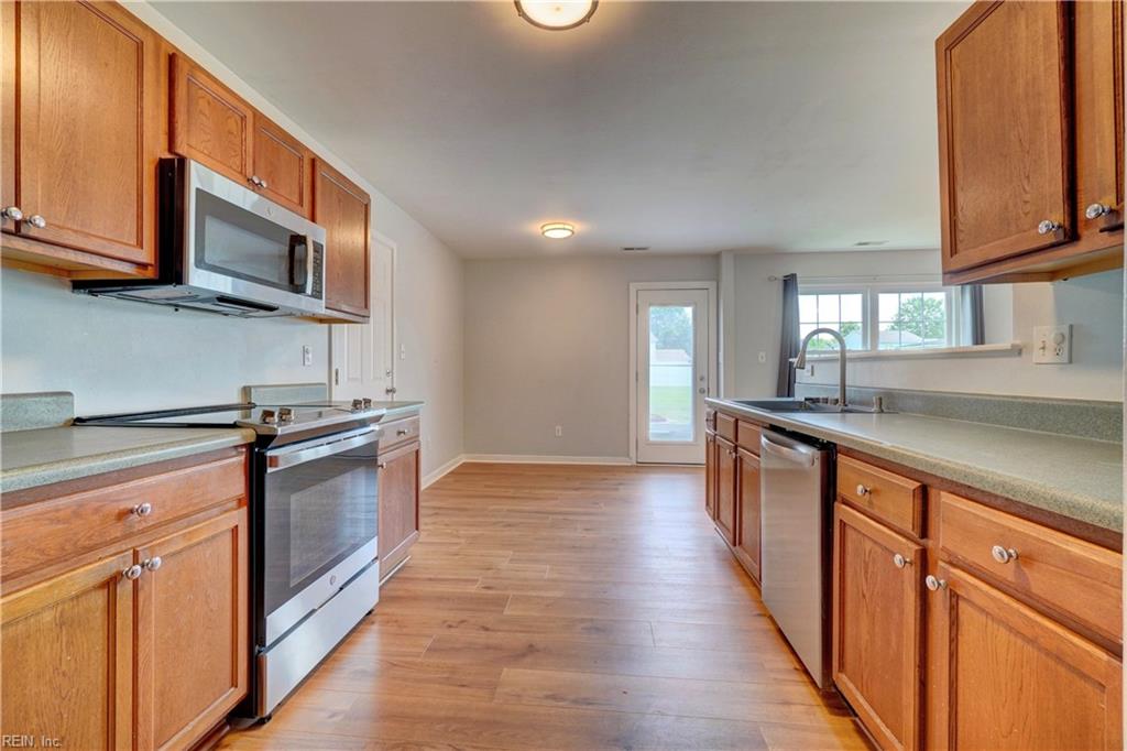 129 Rochdale LN
