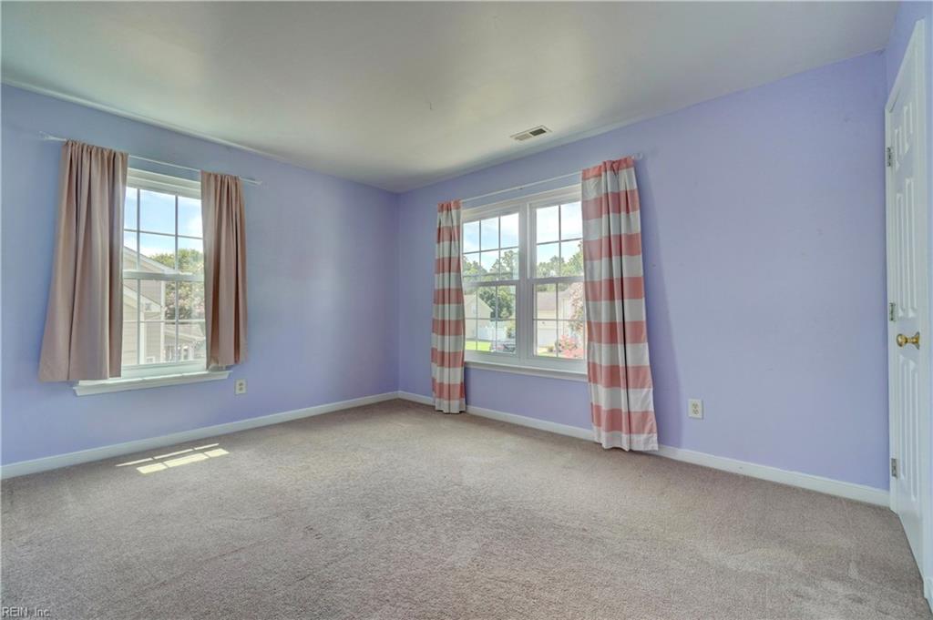 129 Rochdale LN