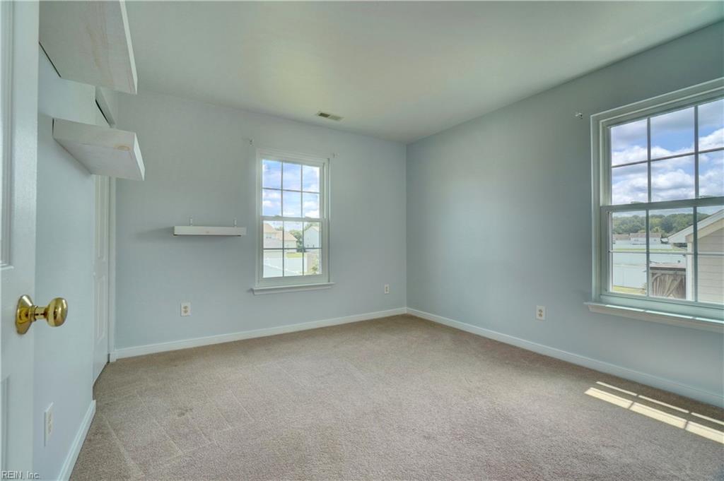 129 Rochdale LN