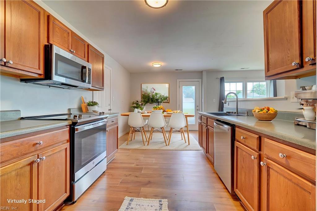 129 Rochdale LN