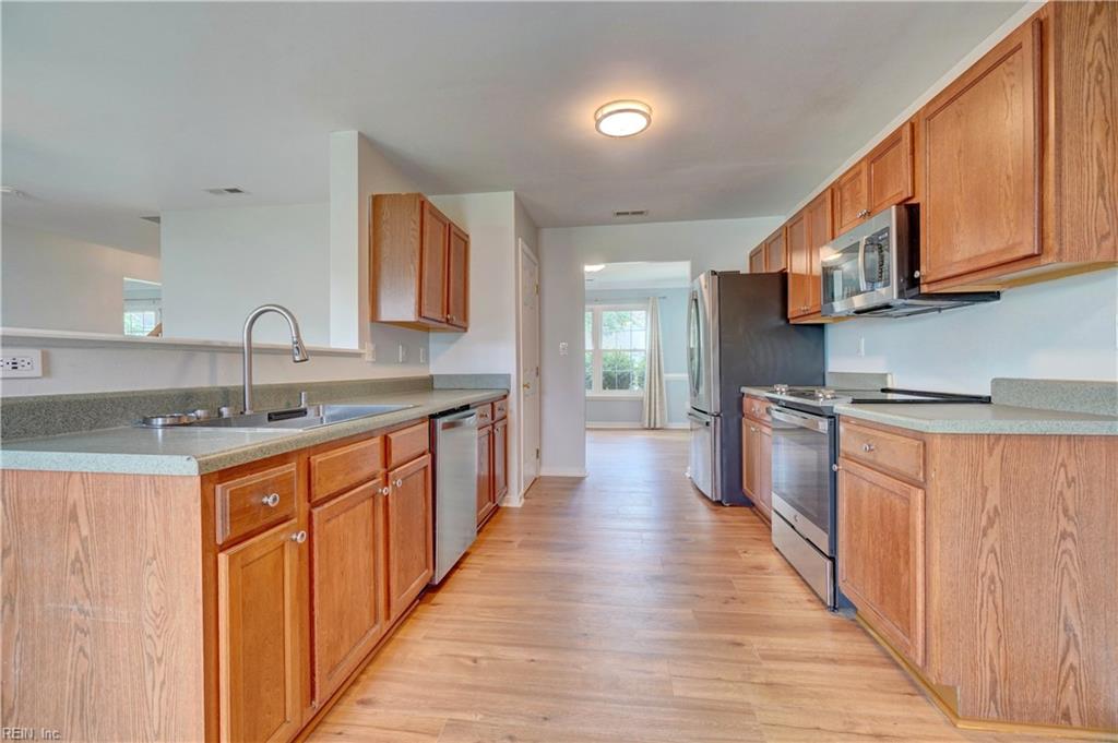 129 Rochdale LN