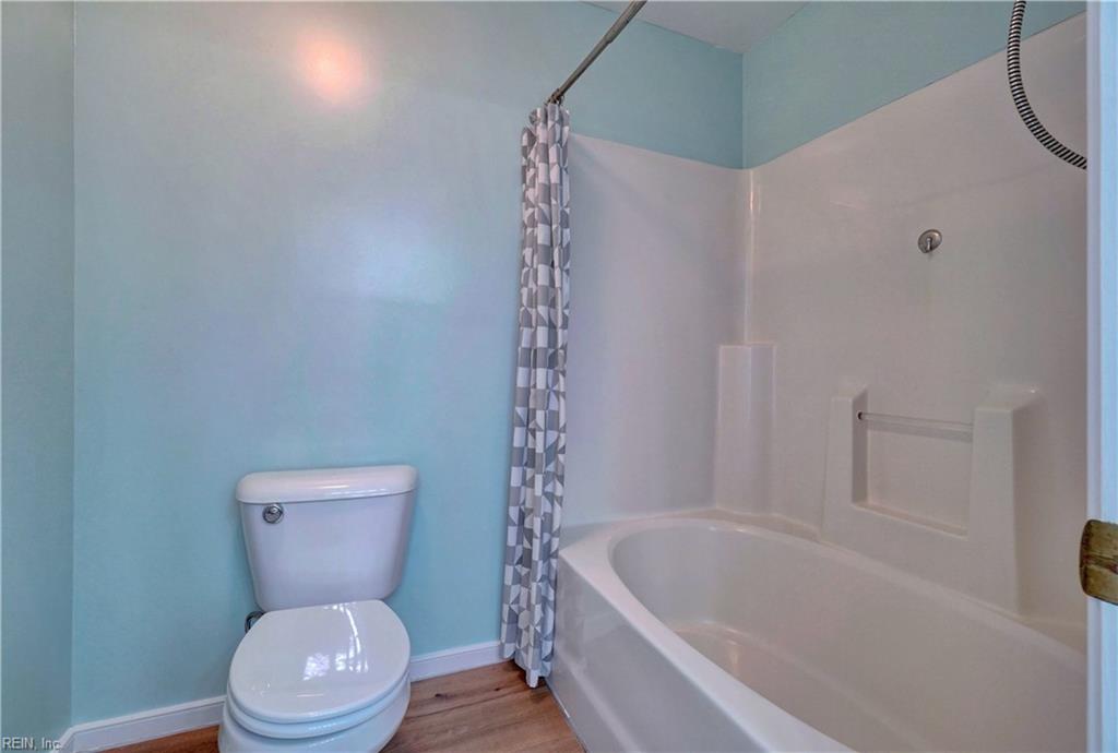 129 Rochdale LN