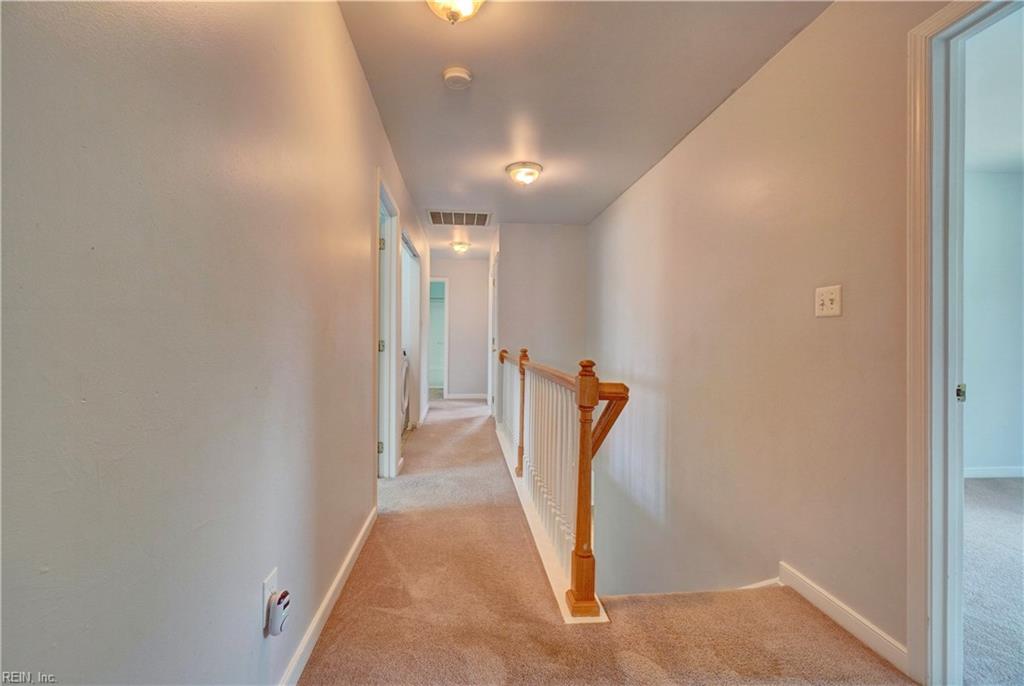 129 Rochdale LN