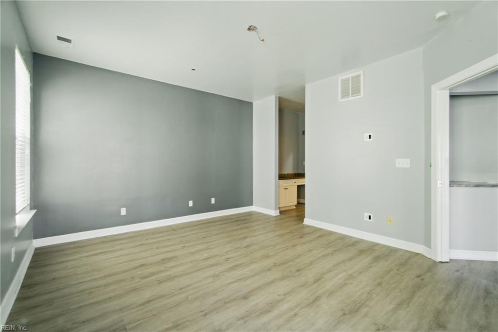 3232 Silver Sands CIR 201