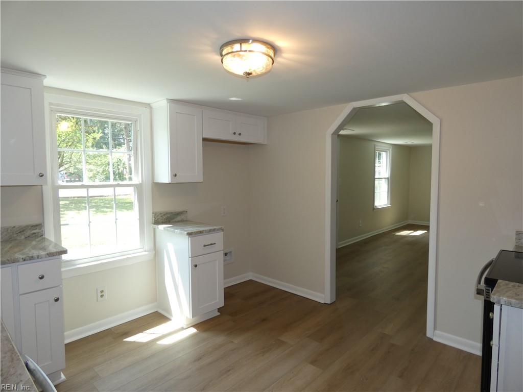 32 Robinson DR