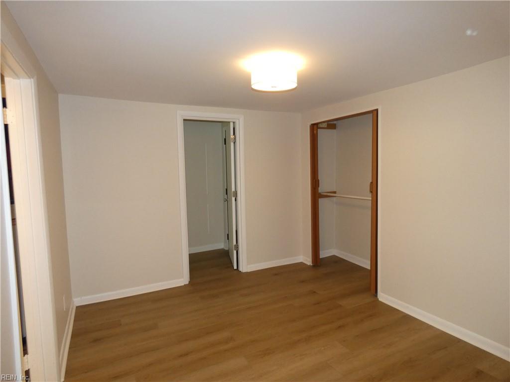 32 Robinson DR