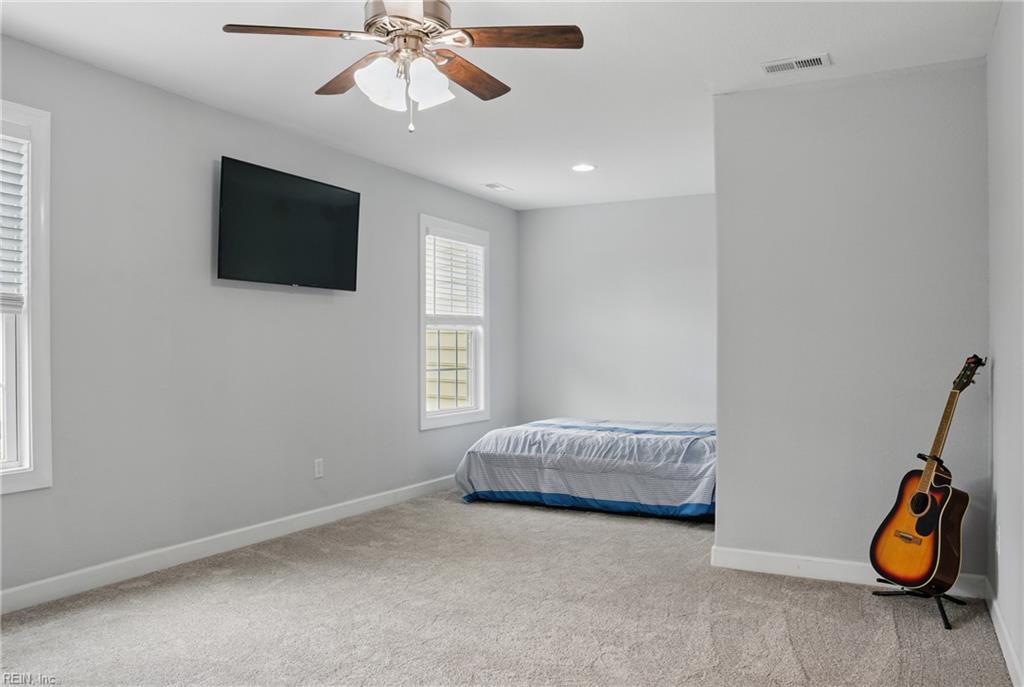 217 Centerville TPKE N