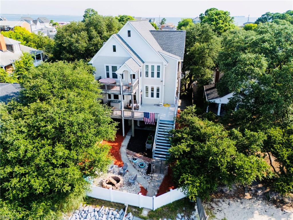 947 Little Bay AVE