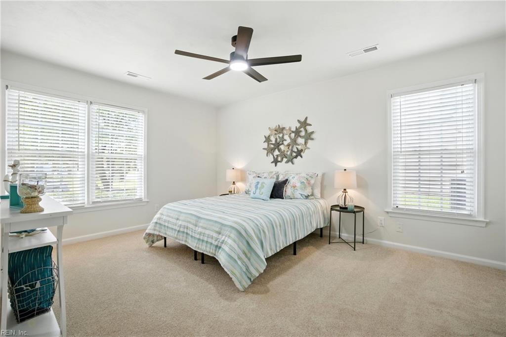 1148 Warner Hall DR
