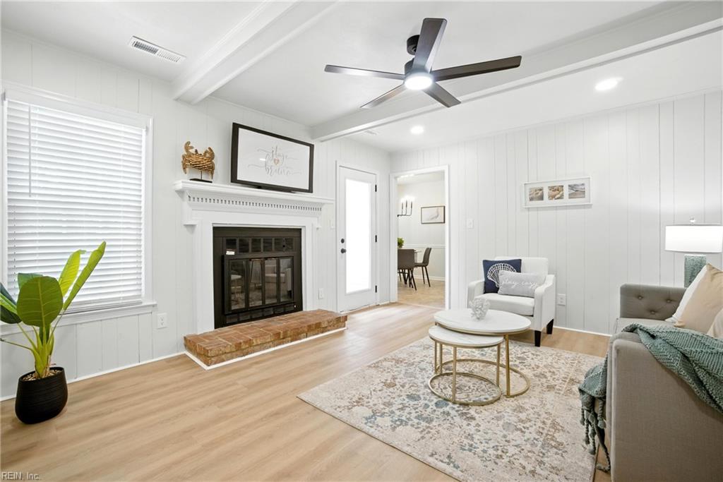 1148 Warner Hall DR
