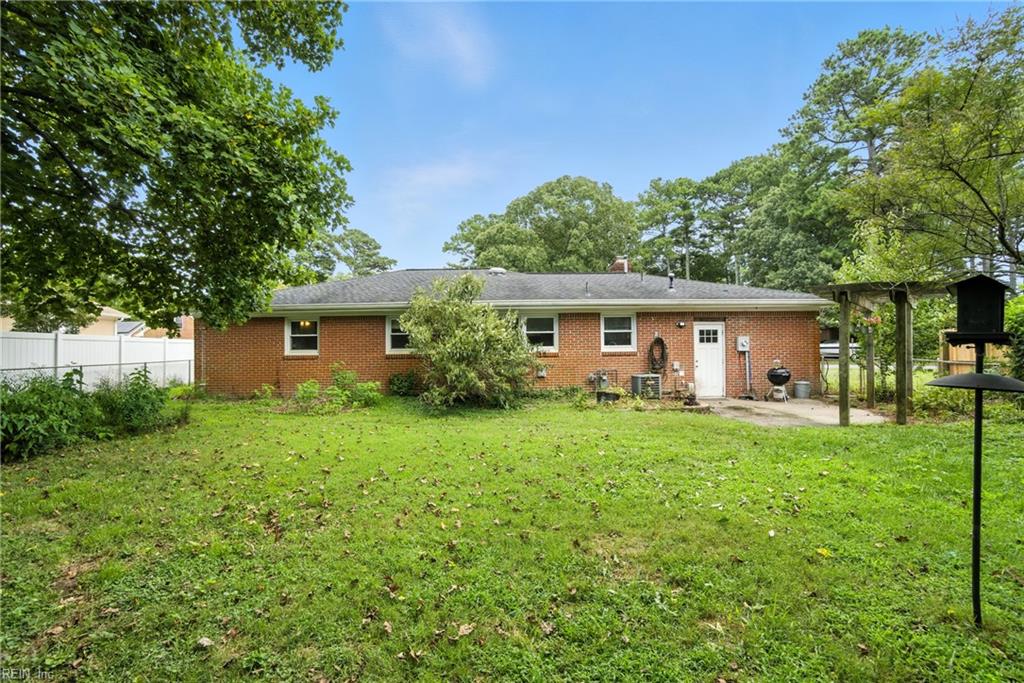 237 Stubbs DR