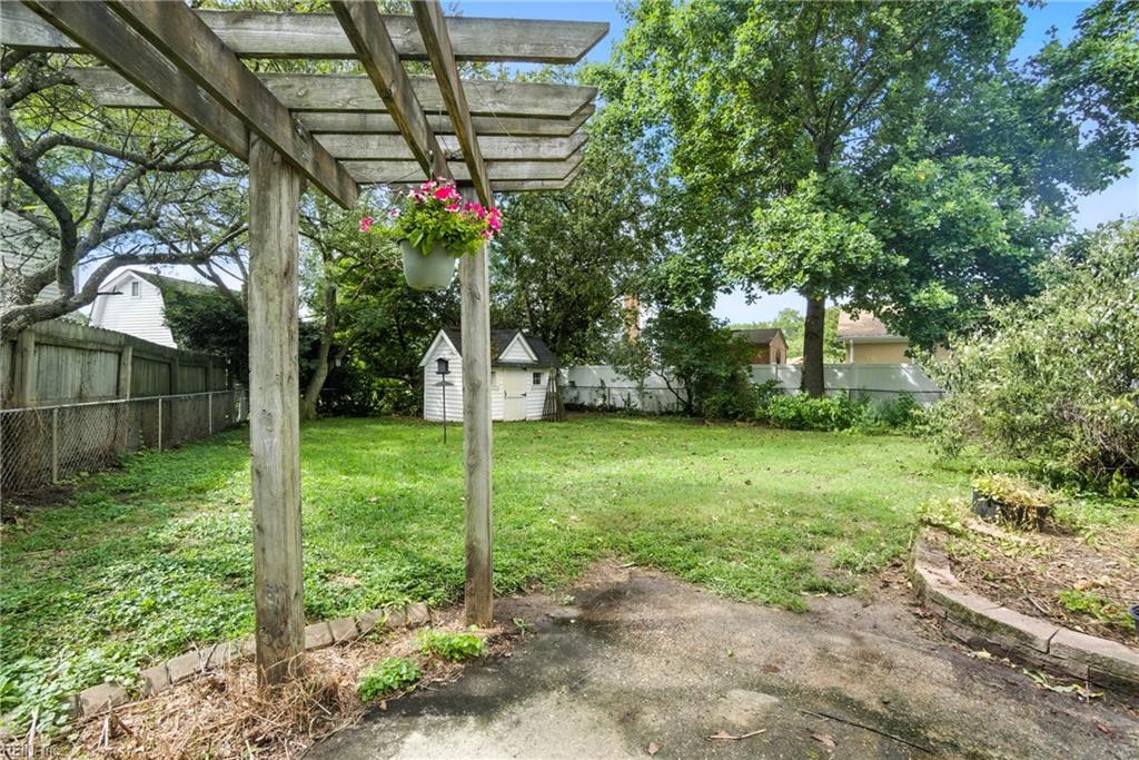 237 Stubbs DR