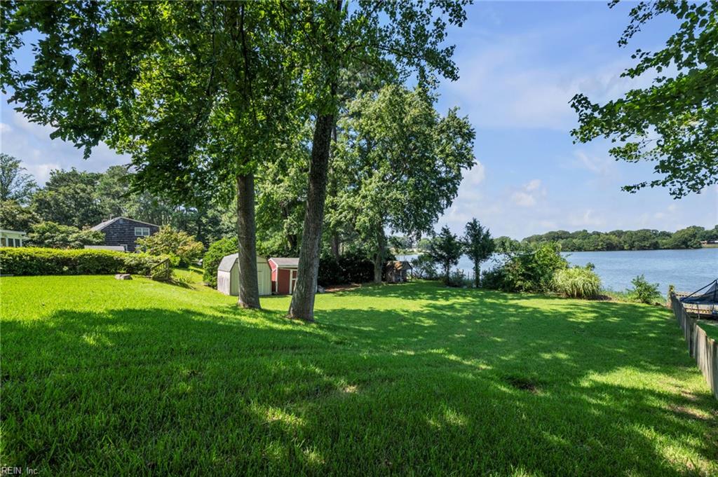 5924 Woodstock CT