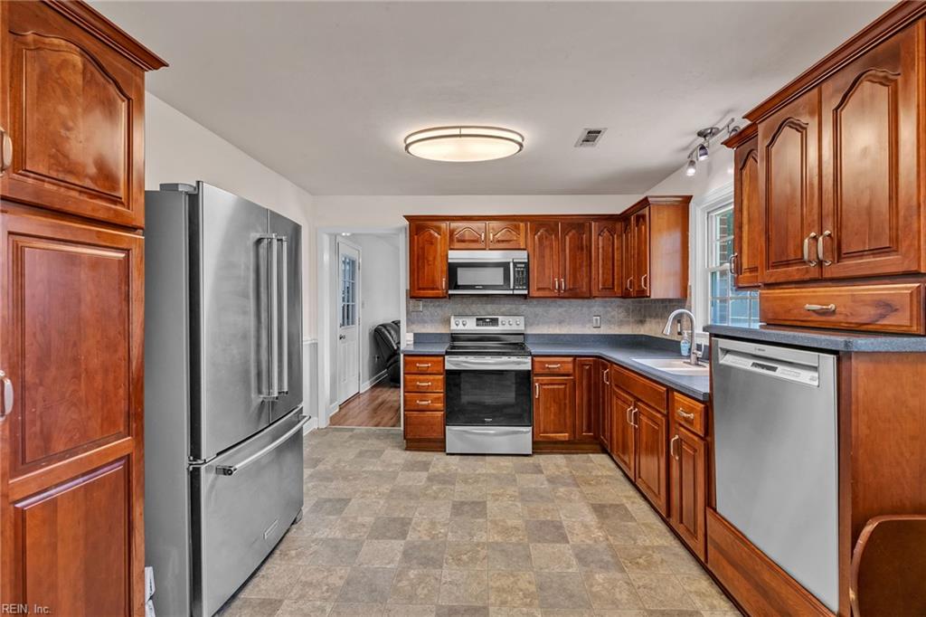 417 Parker RD
