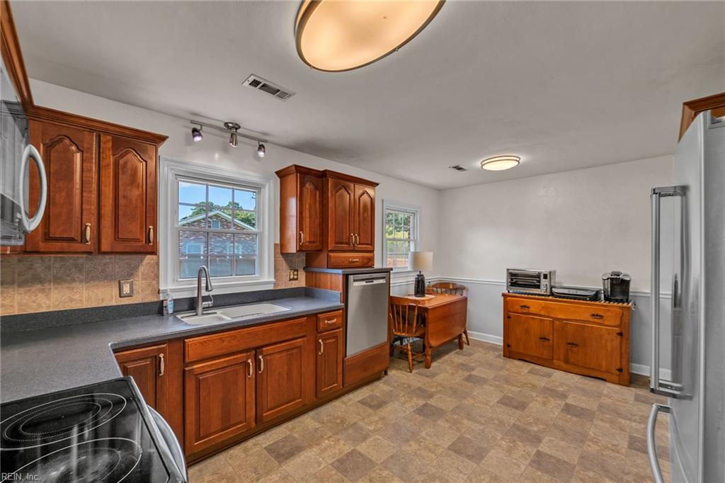 417 Parker RD