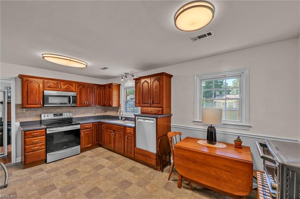 417 Parker RD