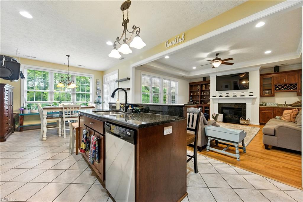 15138 Batiste CT