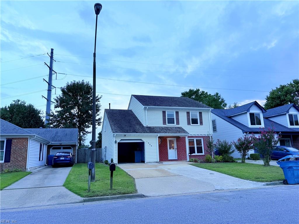 1309 Smyrna CIR