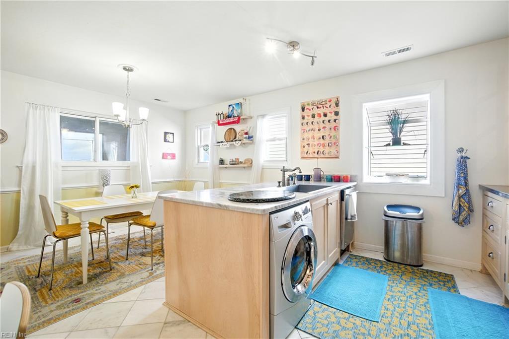 600 Ocean View Ave AVE W #C