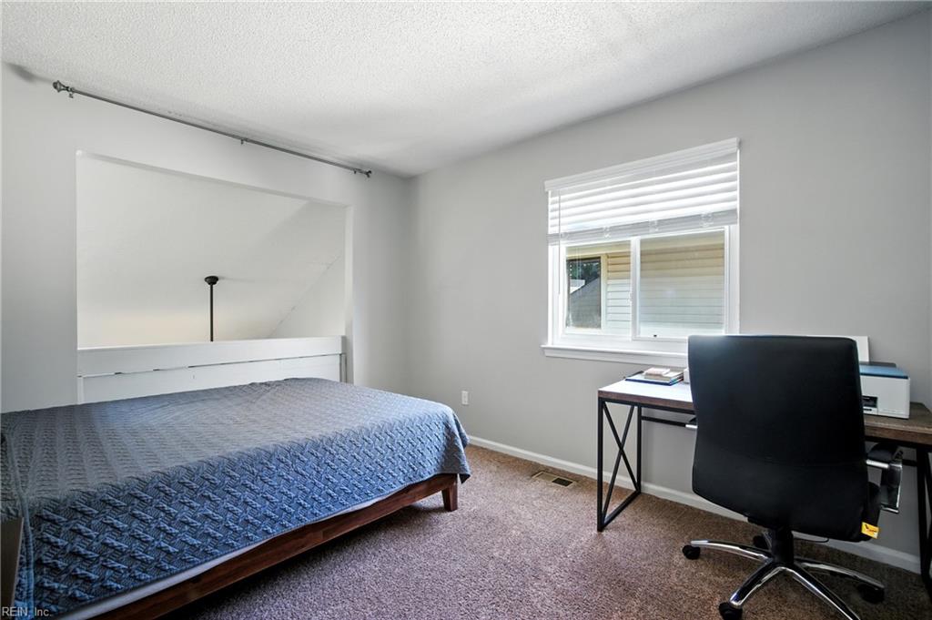 5392 Chatham Lake DR