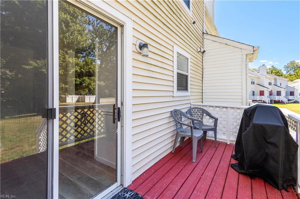 17 Palmerston DR