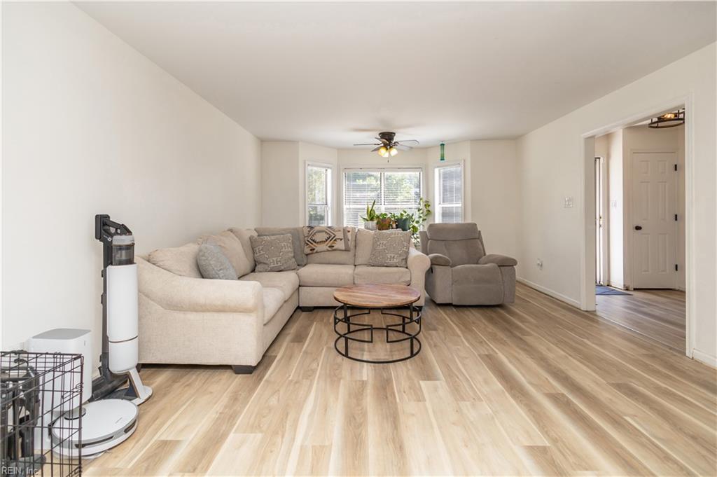 17 Palmerston DR
