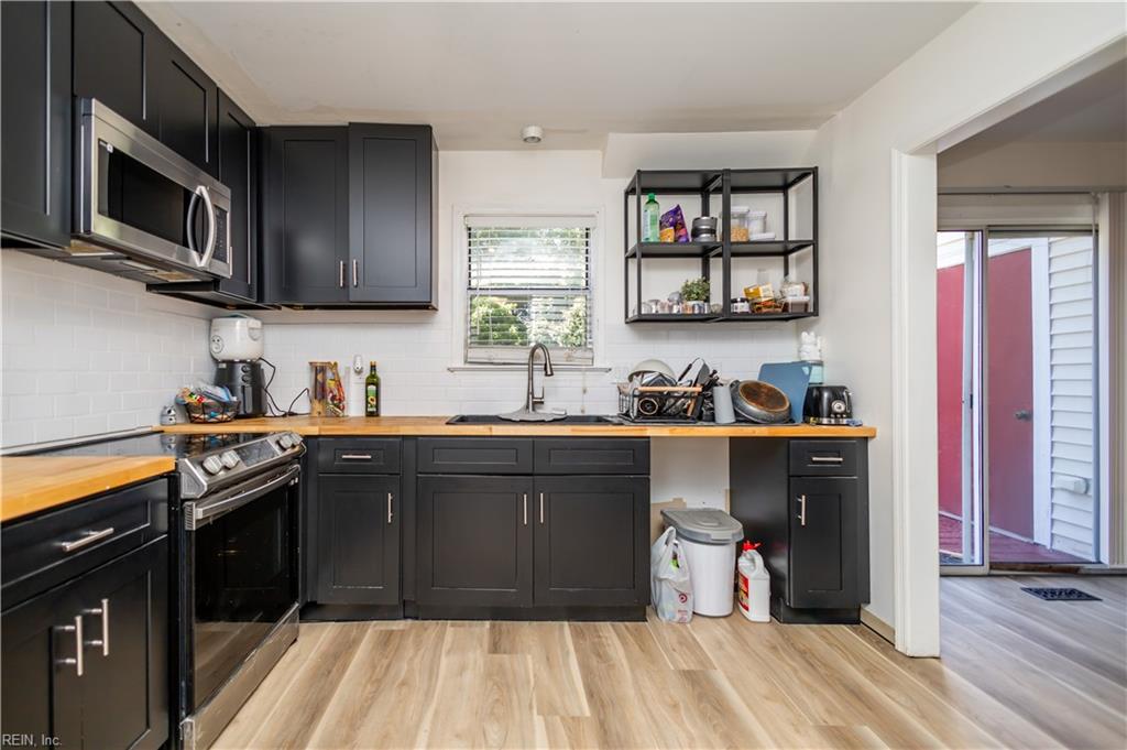 17 Palmerston DR
