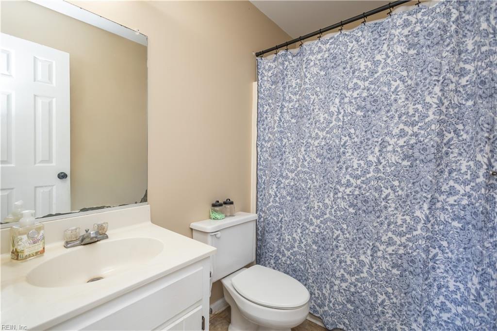 17 Palmerston DR