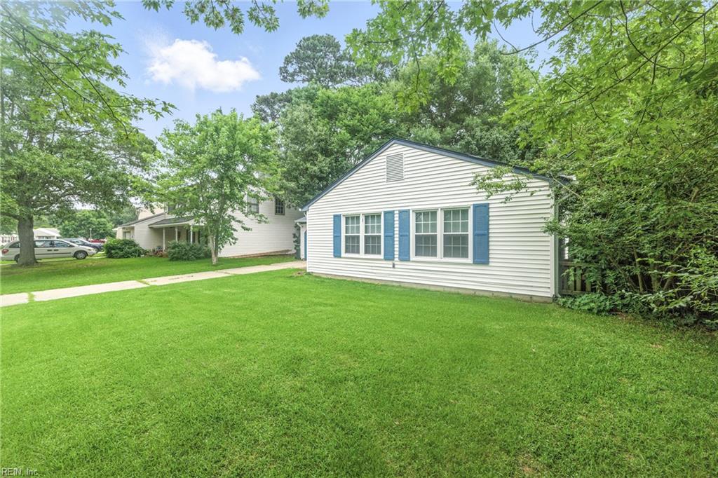 75 Sanlun Lakes DR