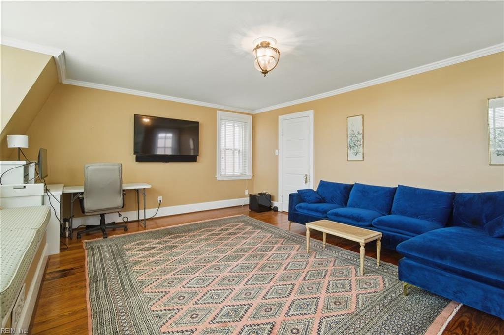 522 Mowbray ARCH