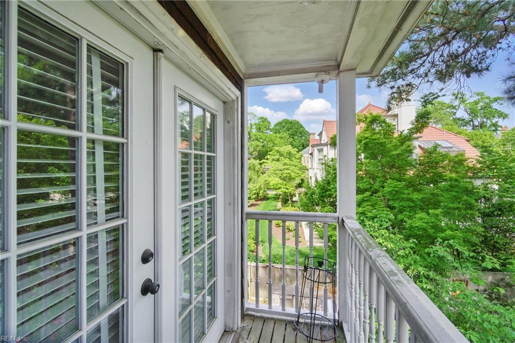 522 Mowbray ARCH