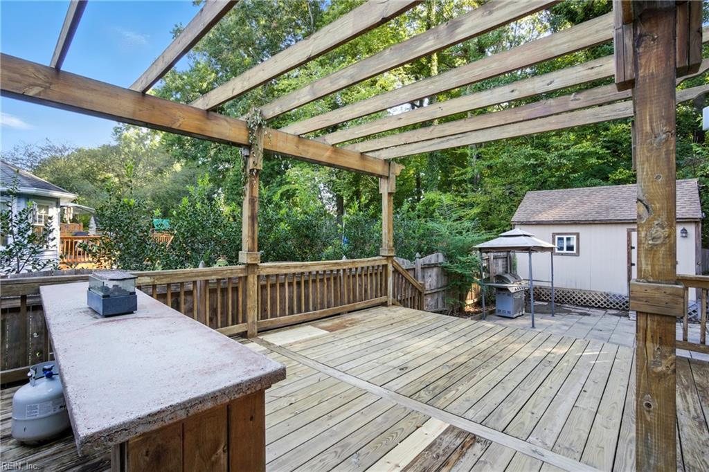 539 Currituck DR