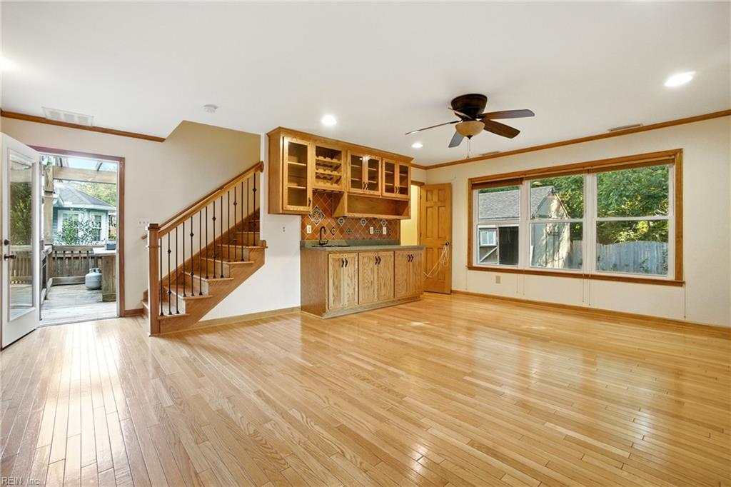 539 Currituck DR