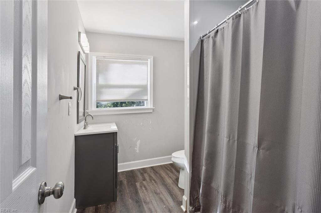 18 Brookfield DR