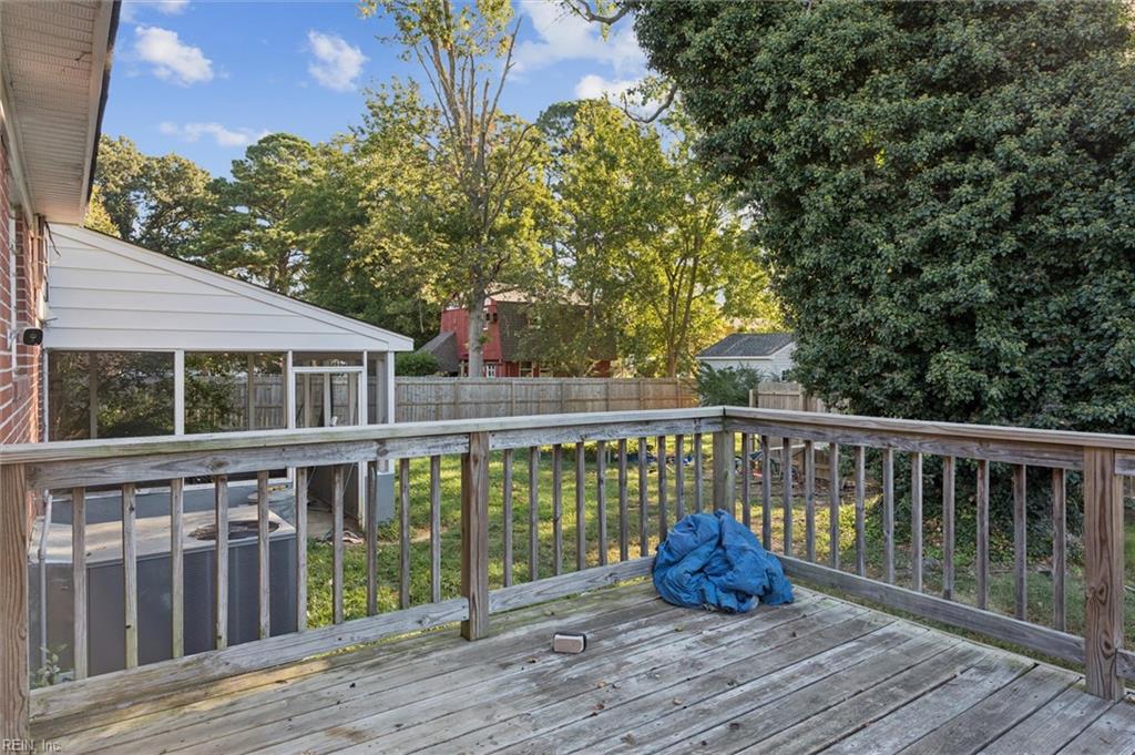 18 Brookfield DR